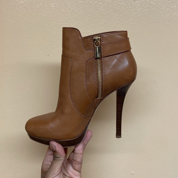 Michael Kors "WYATT" MK Logo Platform High Heel Booties "Luggage Brown” - Picture 5 of 17